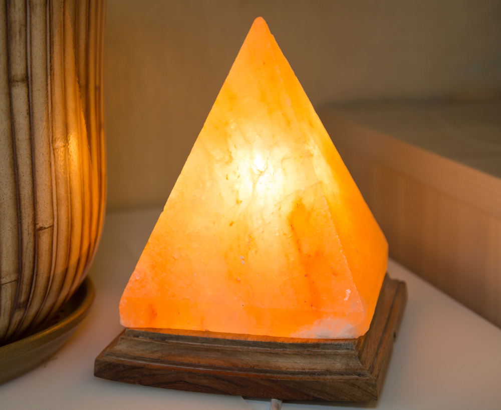 Pyramid USB salt lamp